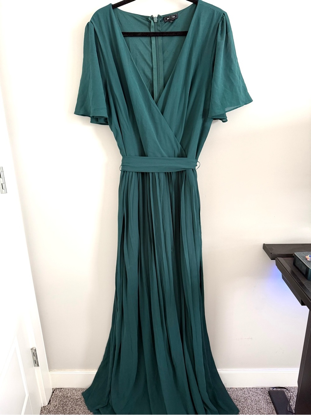 Elegant Teal Wrap Maxi Dress with Pleated Skirt